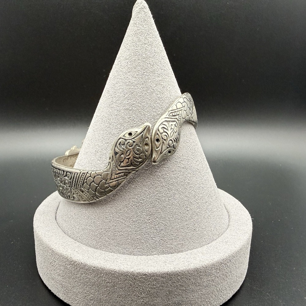 Vintage Antiqued Silver Tone Double Serpent Hinged Cuff Goth Snake Head Bracelet